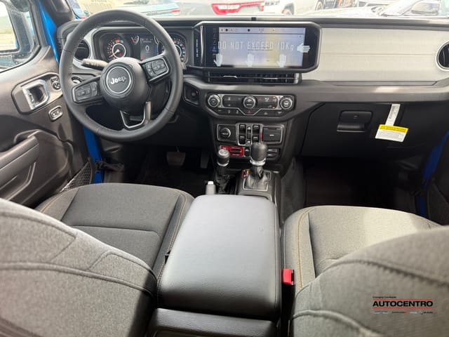 Jeep Wrangler 4-Door Willys 4x4 2026