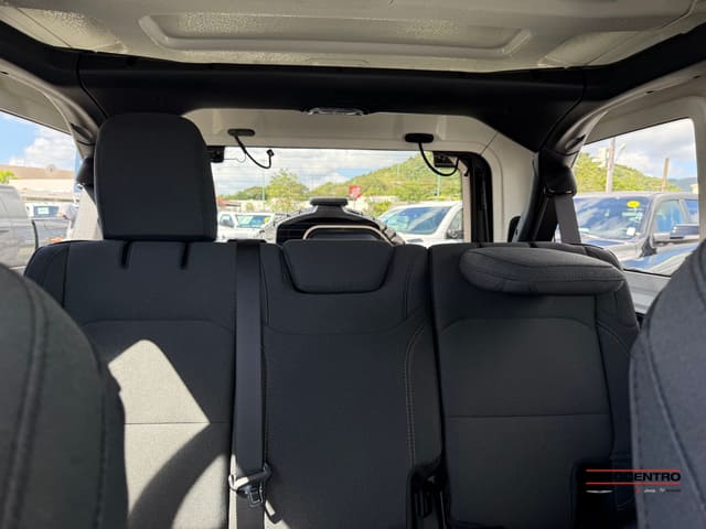 Jeep Wrangler 4-Door Willys 4x4 2026