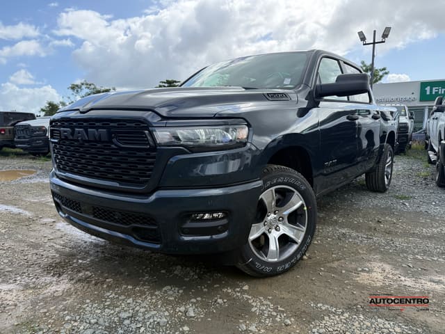 Ram 1500 Express Quad Cab 4x2 6'4" Box 2026