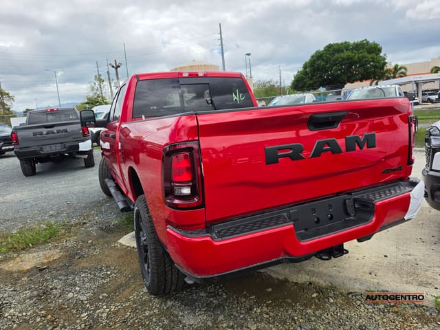 Ram 2500 Black Express Crew Cab 4x4 6'4" Box 2026