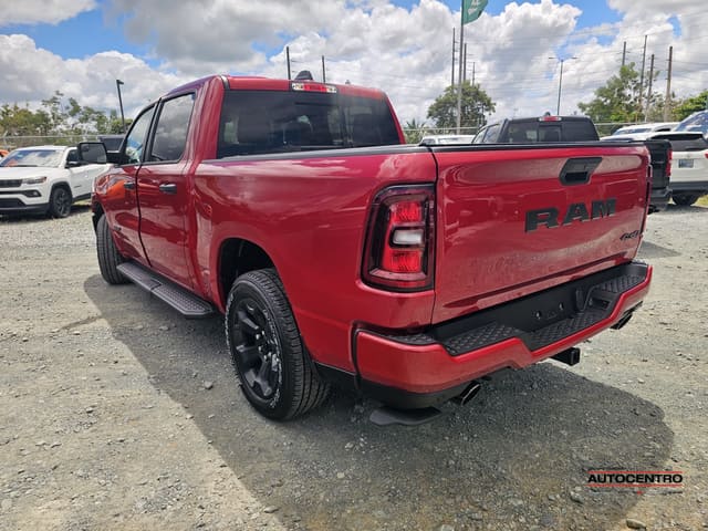 Ram 1500 Express Crew Cab 4x4 5'7" Box 2026