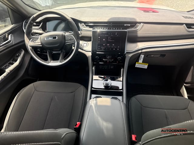 Jeep Grand Cherokee Altitude 4x2 2026