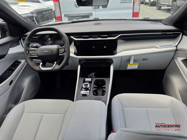 Jeep Cherokee Laredo 4x4 2026