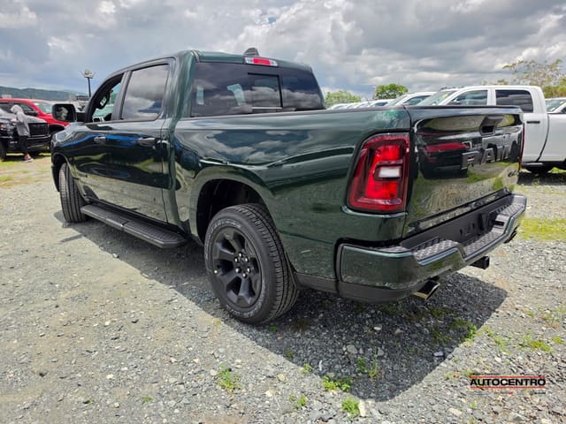 Ram 1500 Express Crew Cab 4x4 5'7" Box 2026