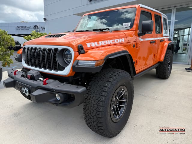 Jeep Wrangler 4-Door Recon 4x4 2026