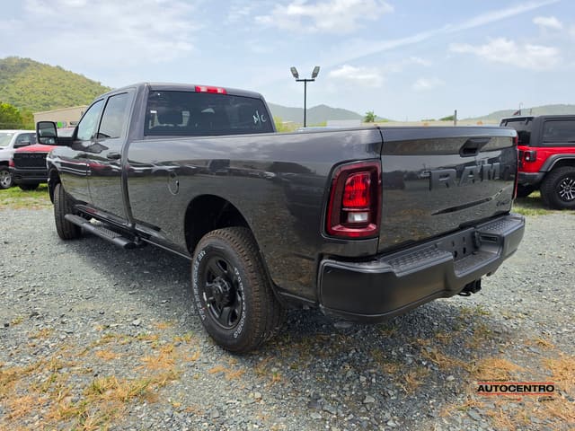 Ram 3500 Tradesman Crew Cab 4x4 8' Box 2026