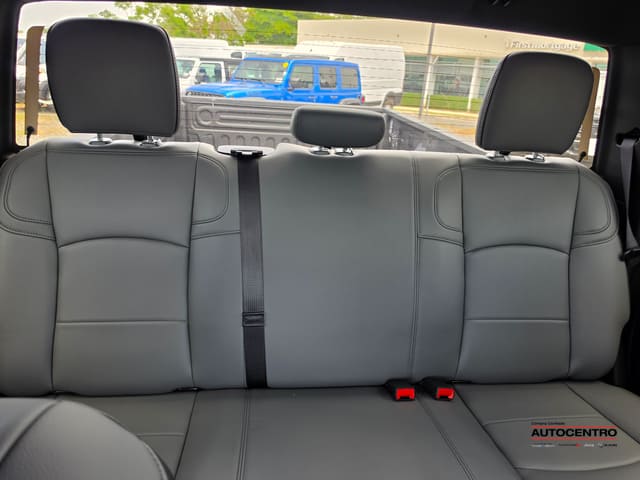 Ram 3500 Tradesman Crew Cab 4x4 8' Box 2026