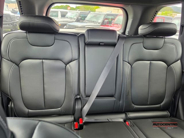Jeep Grand Cherokee Limited 4x2 2026