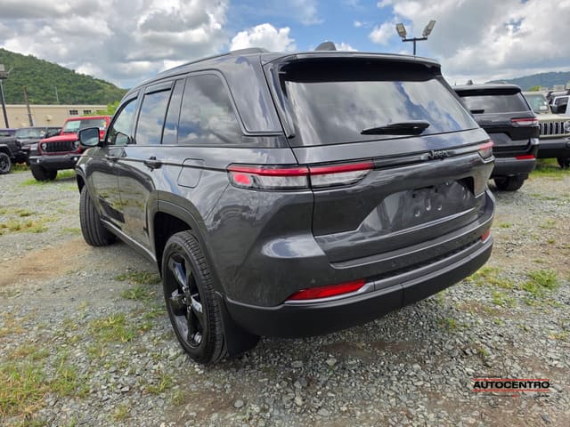 Jeep Grand Cherokee Limited 4x2 2026