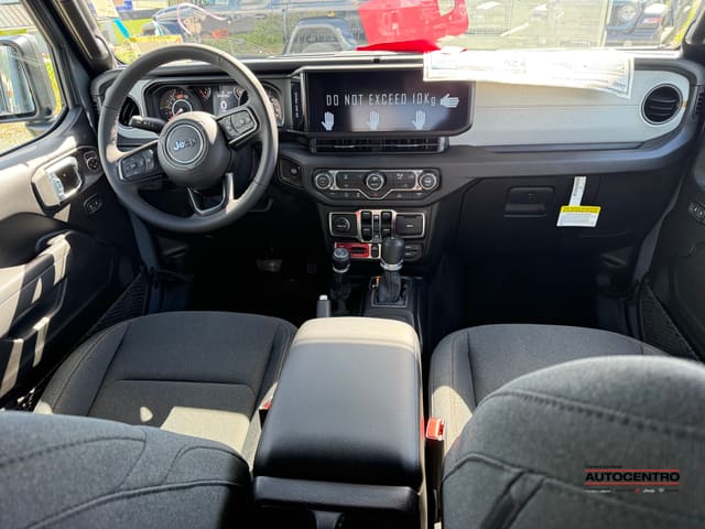 Jeep Wrangler 4-Door Willys 4x4 2026