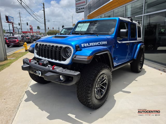 Jeep Wrangler 4-Door Recon 4x4 2026