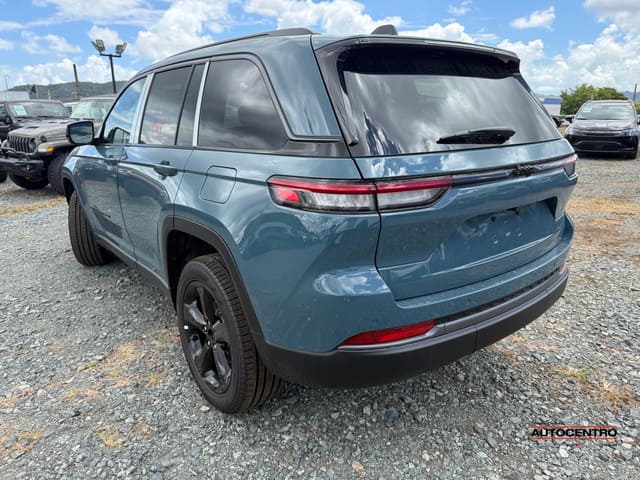 Jeep Grand Cherokee Limited 4x2 2026