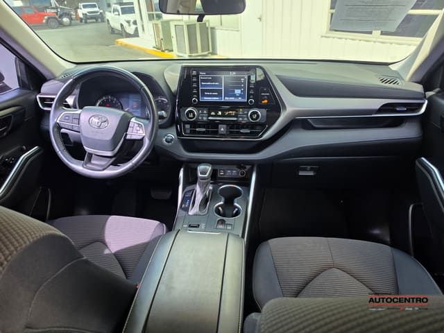 Toyota Highlander LE 2022