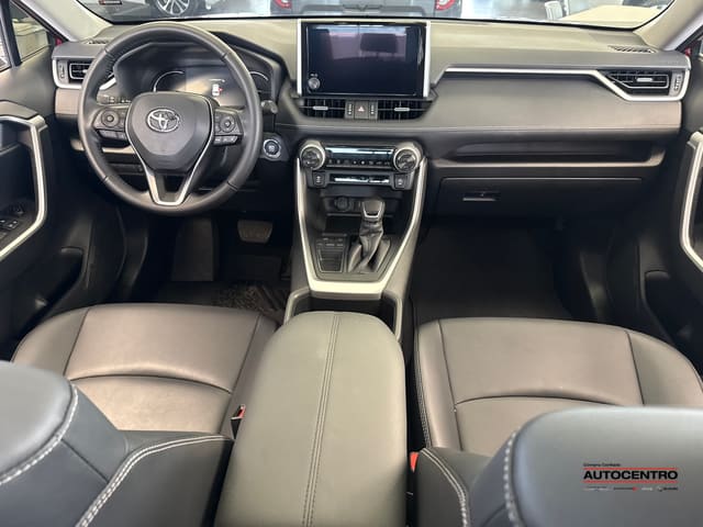 Toyota RAV4 XLE Premium 2025