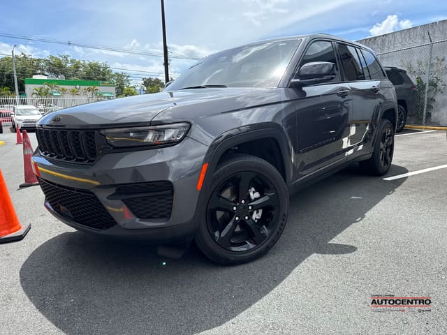 Jeep Grand Cherokee Altitude 2024