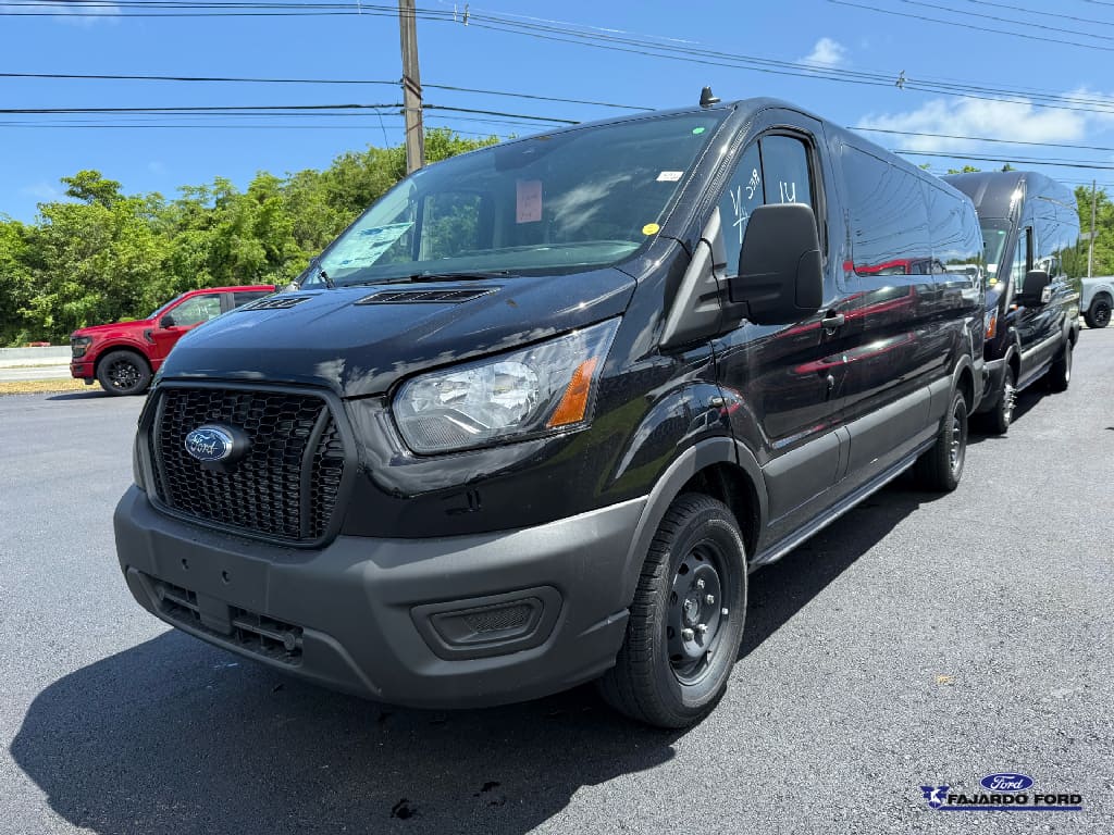 2025 Ford Transit's photo