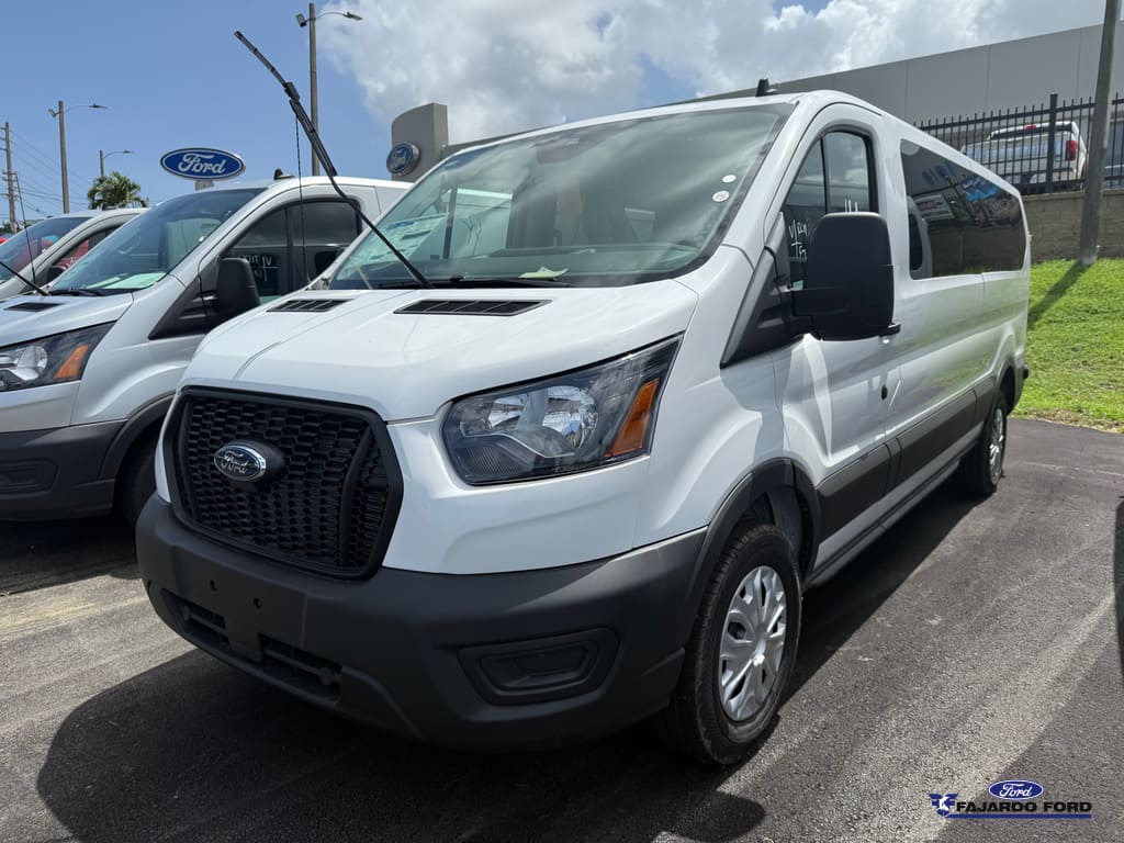 2025 Ford Transit's photo