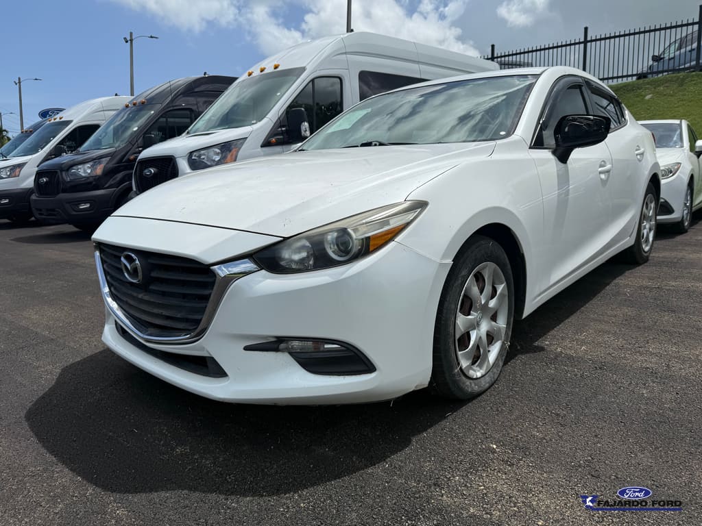 2017 Mazda Mazda3 Sport's photo