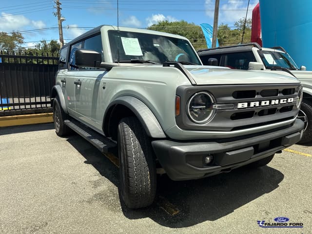 2023 Ford Bronco Base