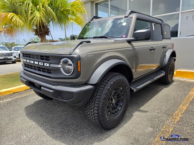 2026 Ford Bronco Base