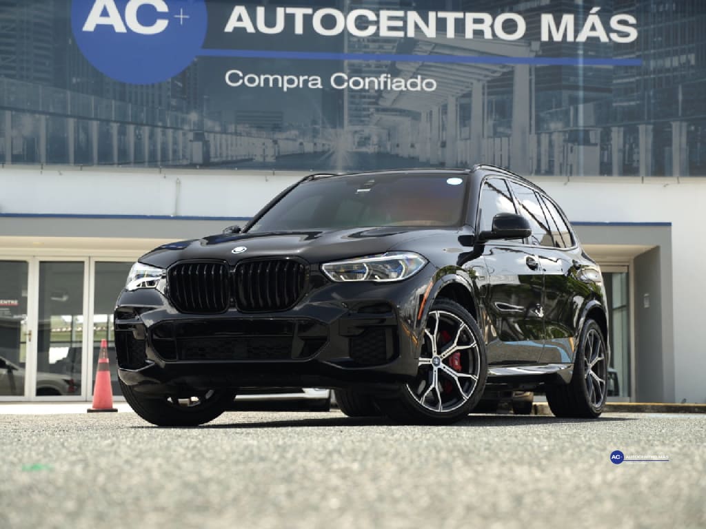 2022 BMW X5 45e