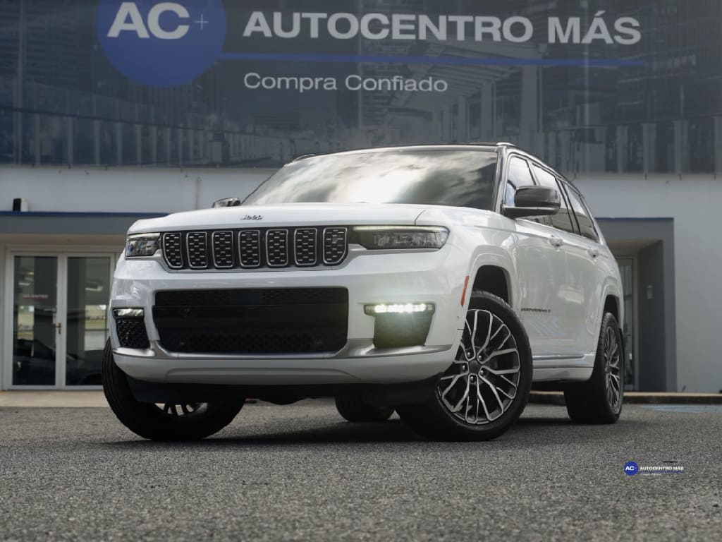 2022 Jeep Grand Cherokee L Summit Reserve 4x4's photo