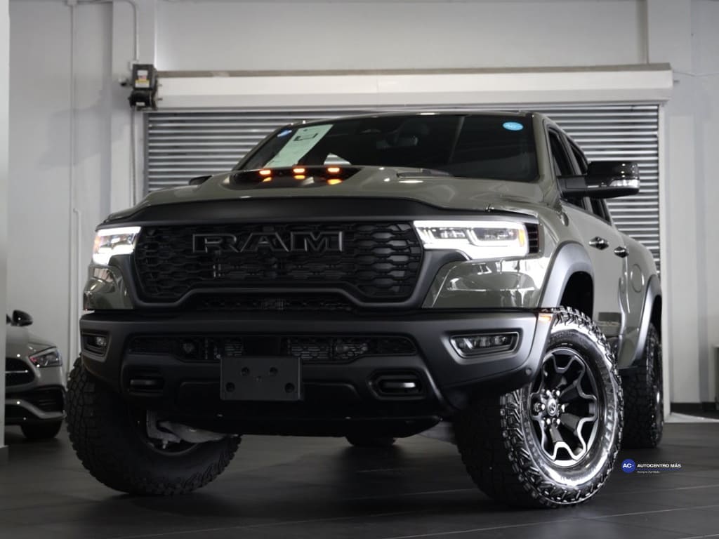 2026 RAM 1500 RHO 4x4 Crew Cab 5'7's photo