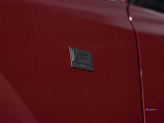 Lexus IS F SPORT Design 2026