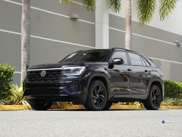 Volkswagen Atlas Cross Sport SEL R-Line Black 4Motion 2025