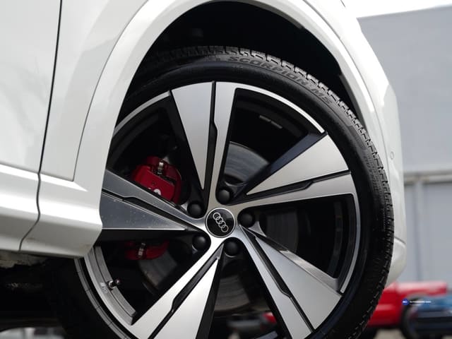 Audi SQ5 quattro Prestige TFSI 2025