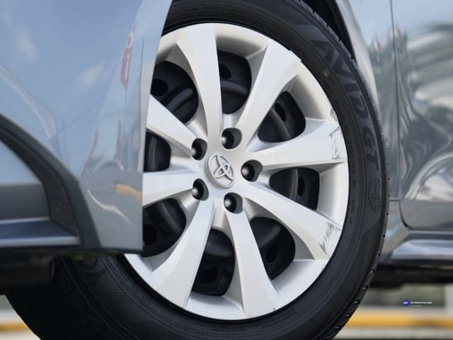 Toyota Corolla LE 2025