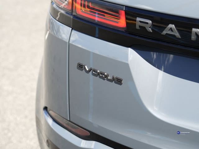 Land Rover Range Rover Evoque R-Dynamic SE 2021