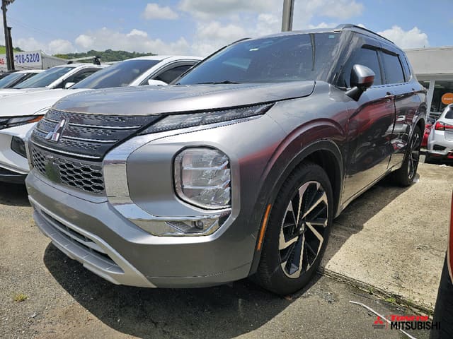 2022 Mitsubishi Outlander SE