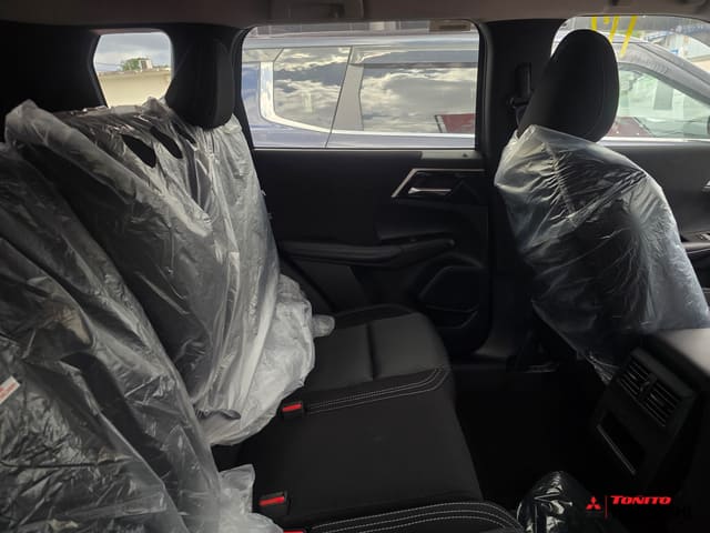 2024 Mitsubishi Outlander ES