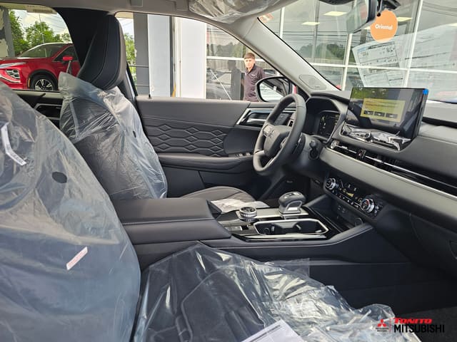 2026 Mitsubishi Outlander SEL