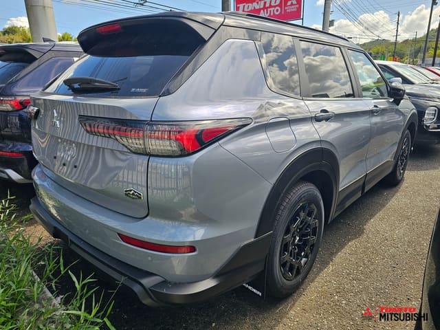 2026 Mitsubishi Outlander SE