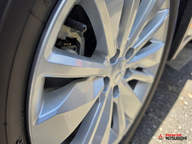 2026 Mitsubishi Outlander ES