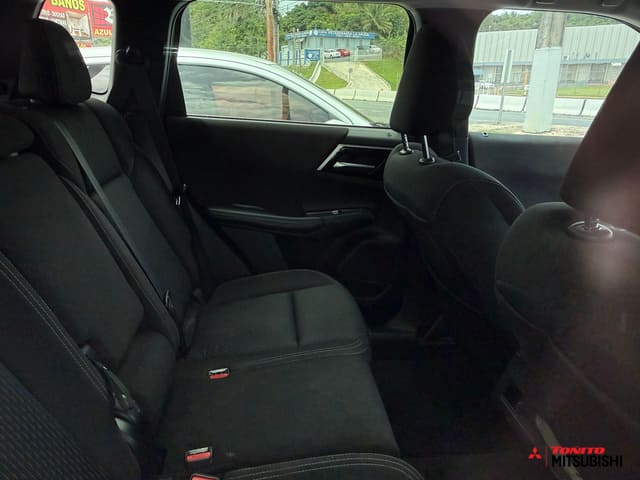 2022 Mitsubishi Outlander ES