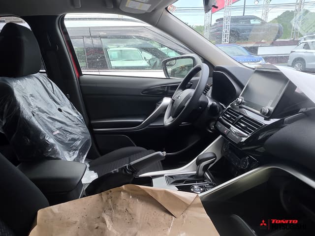 2026 Mitsubishi ECLIPSE CROSS LE
