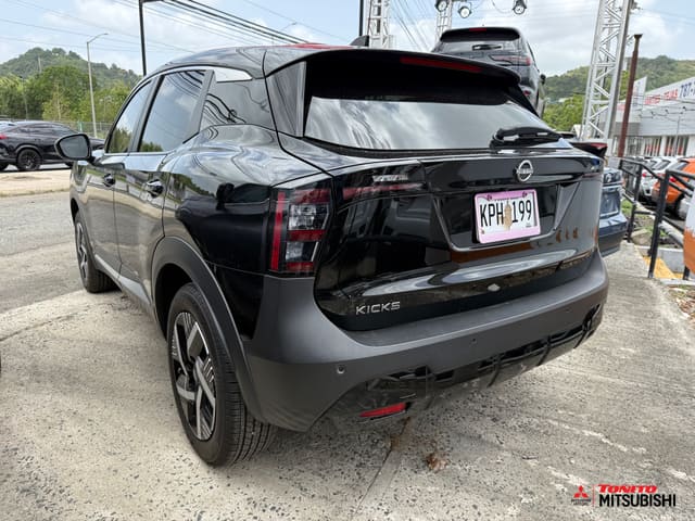2025 Nissan Kicks SV