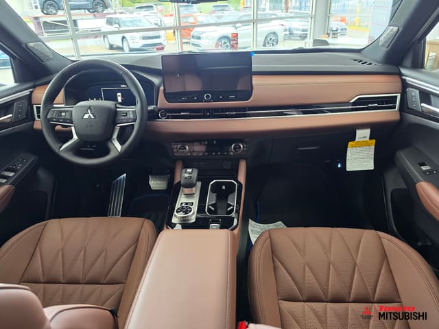 2026 Mitsubishi Outlander Plug-In Hybrid SEL