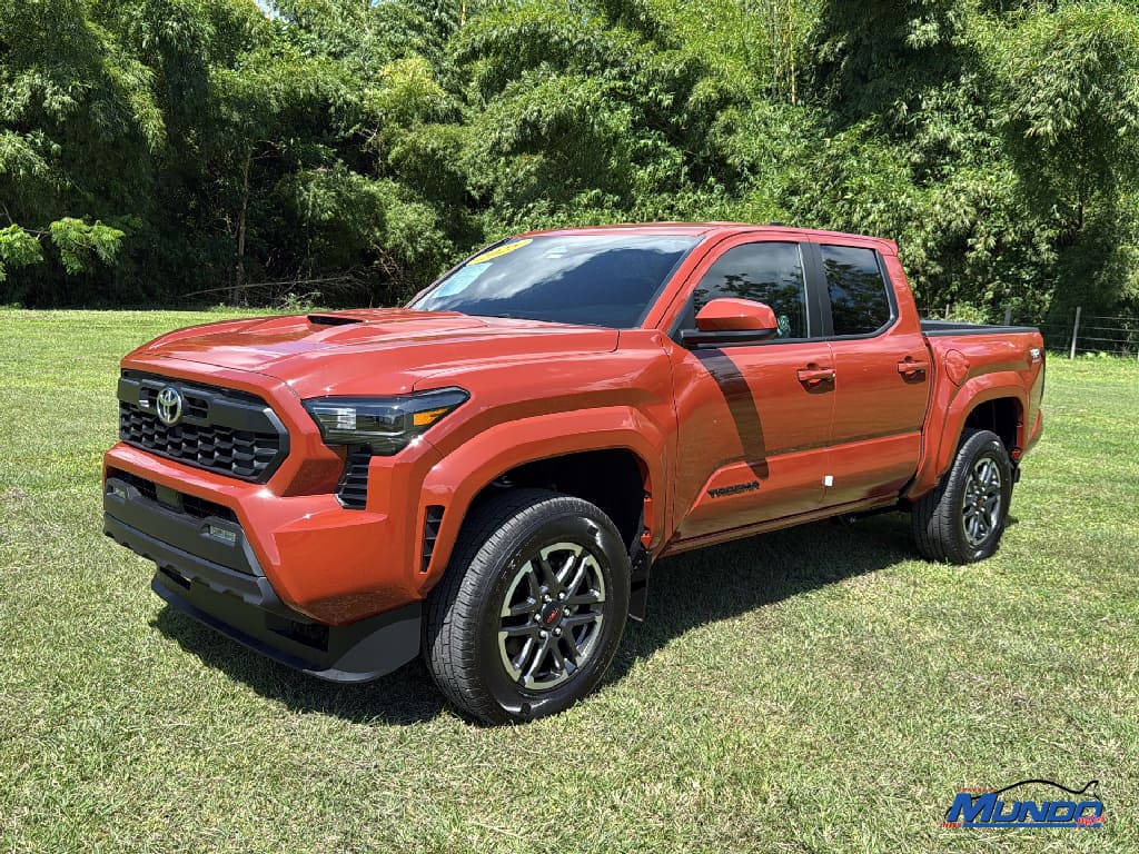 2025 Toyota Tacoma TRD Sport's photo
