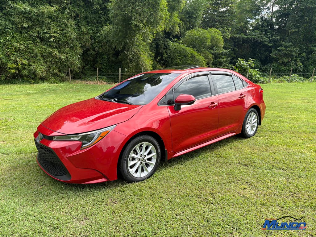 2021 Toyota Corolla LE's photo