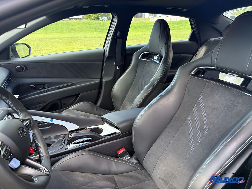 2024 Hyundai Elantra N's photo