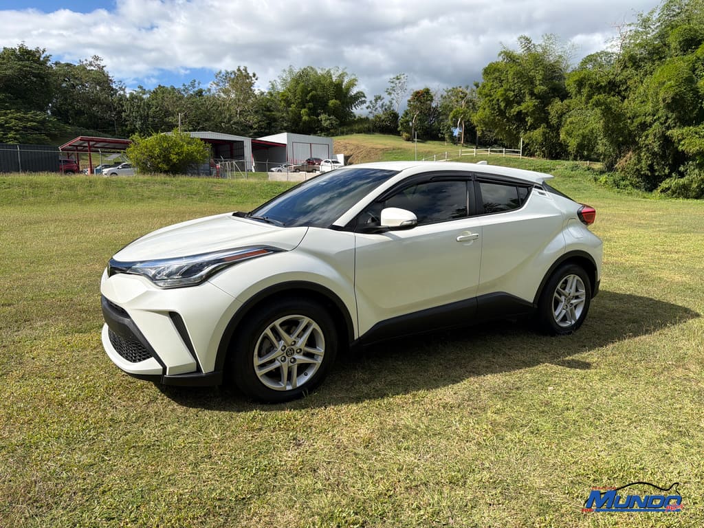 2021 Toyota C-HR's photo
