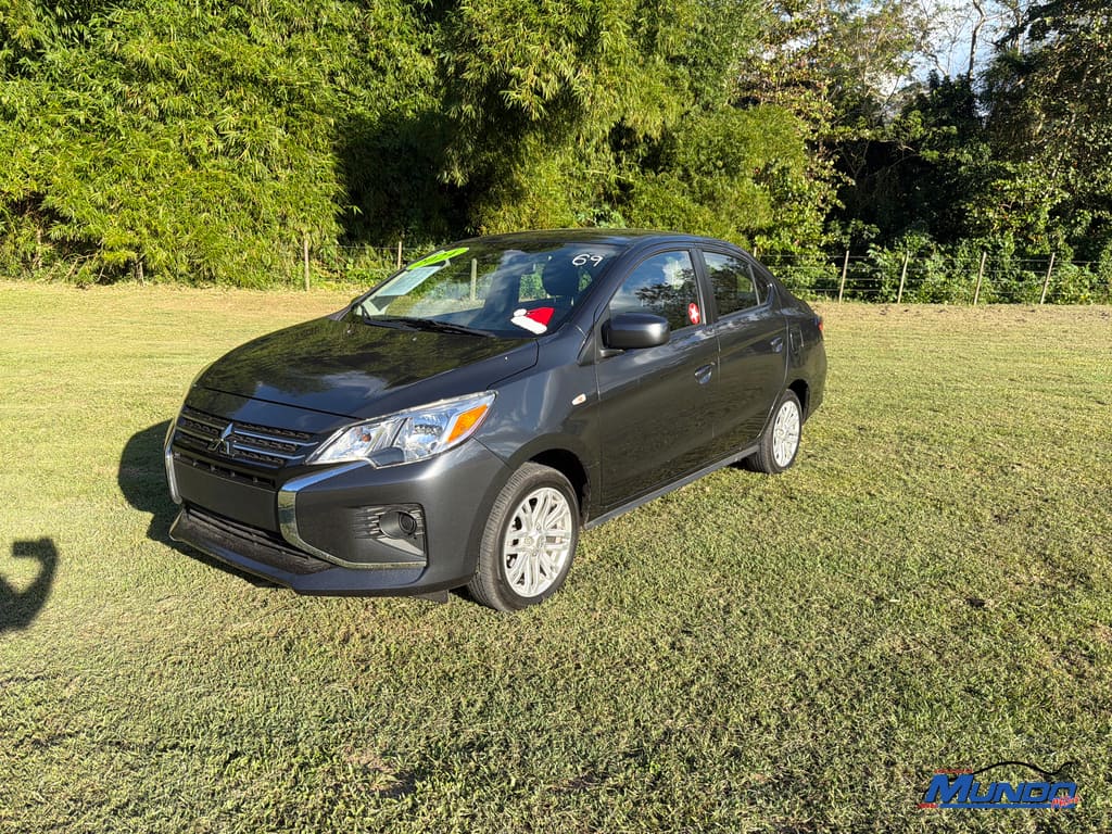 2024 Mitsubishi Mirage G4 ES's photo