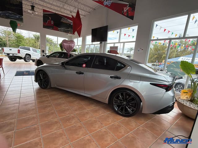 2024 Lexus IS IS 300 F SPORT Design