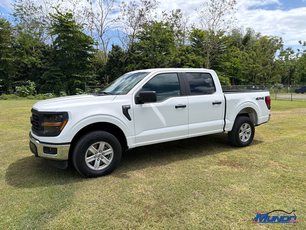 2024 Ford F-150 XL 4x4 SuperCrew 5-1/2 Box's photo