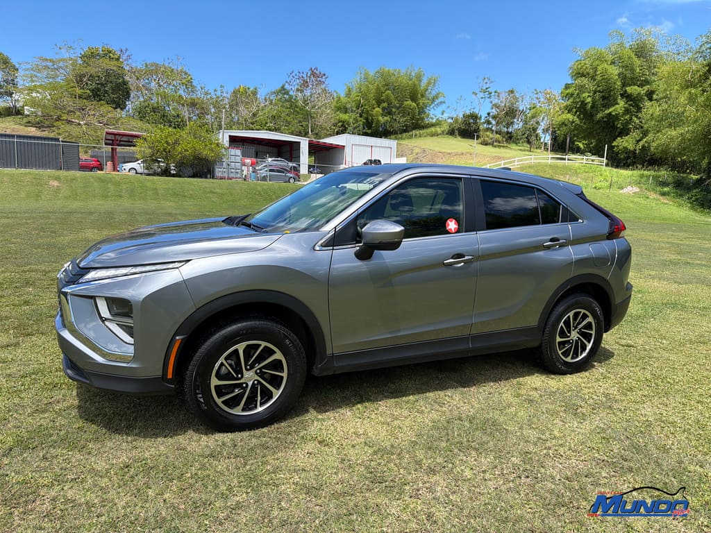 2025 Mitsubishi Eclipse Cross ES S-AWC's photo