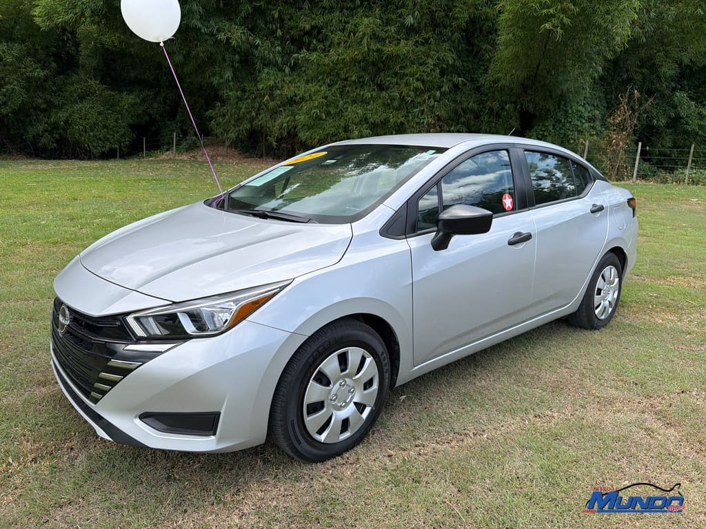 2024 Nissan Versa 1.6 S CVT's photo